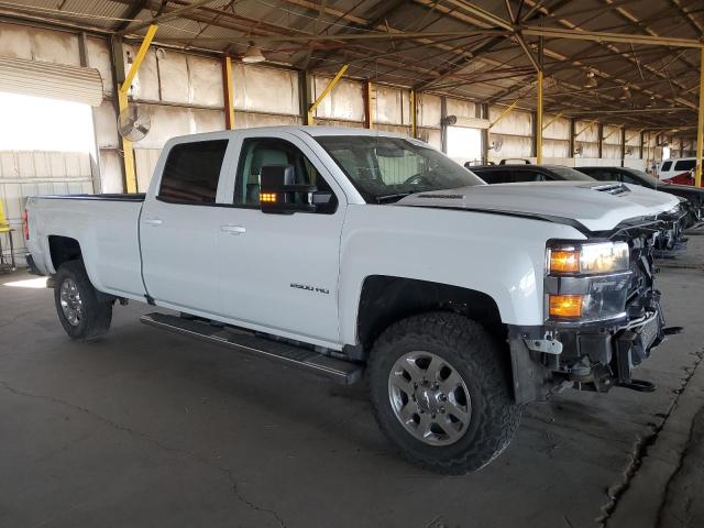 1GC1KREY3KF209993 - 2019 CHEVROLET SILVERADO K2500 HEAVY DUTY WHITE photo 4