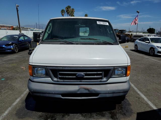 1FTRE14W45HB37223 - 2005 FORD ECONOLINE E150 VAN WHITE photo 5