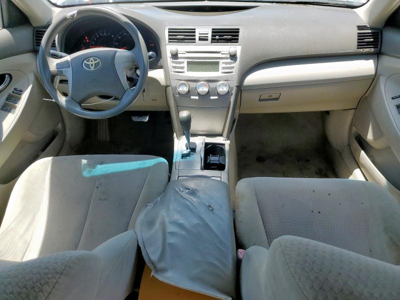 4T4BF3EK9BR113283 - 2011 TOYOTA CAMRY BASE TURQUOISE photo 8