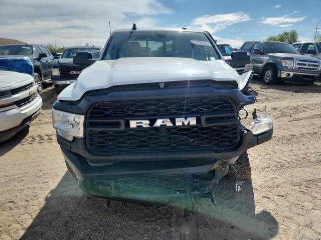 3C6UR5CJ0LG309712 - 2020 RAM 2500 TRADESMAN WHITE photo 5