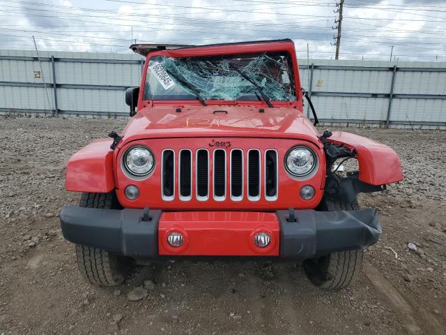 1C4BJWEGXHL700763 - 2017 JEEP WRANGLER U SAHARA RED photo 5