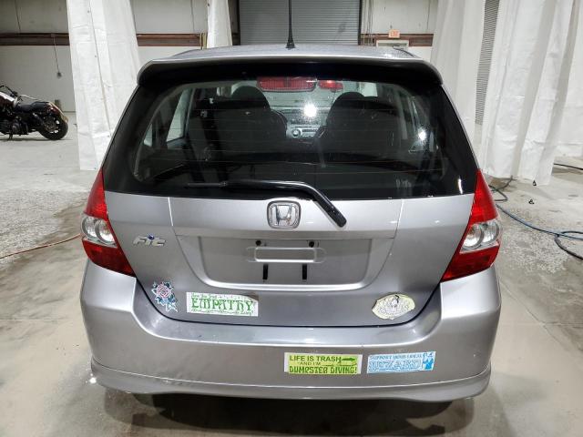 JHMGD37628S039699 - 2008 HONDA FIT SPORT SILVER photo 6