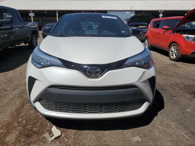 NMTKHMBX7LR118050 - 2020 TOYOTA C-HR XLE WHITE photo 5