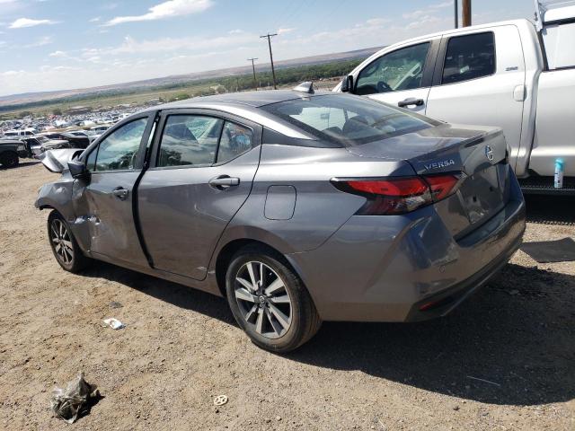 3N1CN8EV0LL882850 - 2020 NISSAN VERSA SV GRAY photo 2