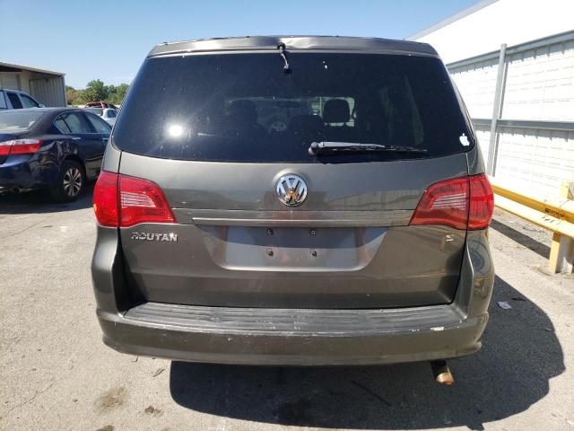 2V4RW4D12AR395666 - 2010 VOLKSWAGEN ROUTAN S SILVER photo 6