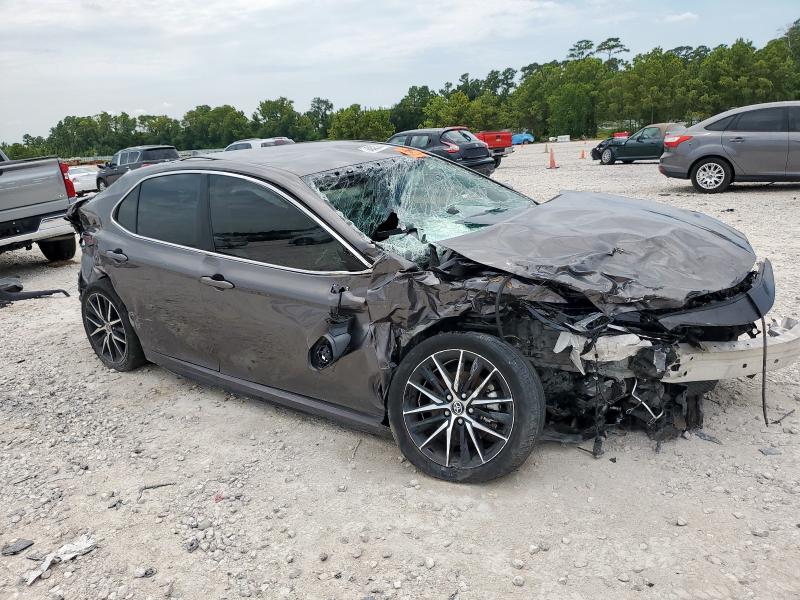 4T1G11AK2PU806812 - 2023 TOYOTA CAMRY SE NIGHT SHADE GRAY photo 4