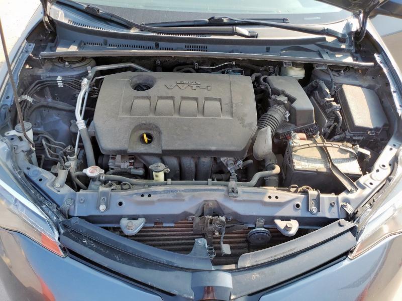 5YFBURHE5JP785611 - 2018 TOYOTA COROLLA L 灰色 照片 11