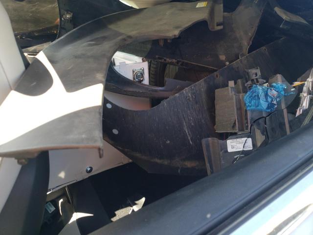 5YJSA1H18EFP56516 - 2014 TESLA MODEL S Արծաթագույն լուսանկար 10