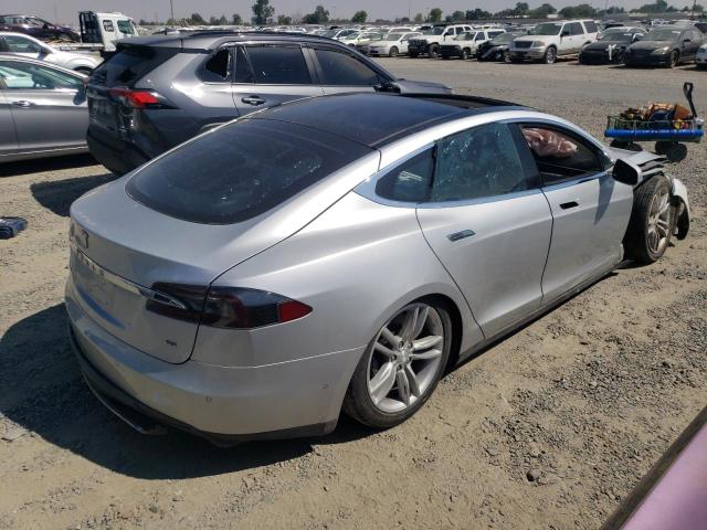 5YJSA1H18EFP56516 - 2014 TESLA MODEL S Արծաթագույն լուսանկար 3