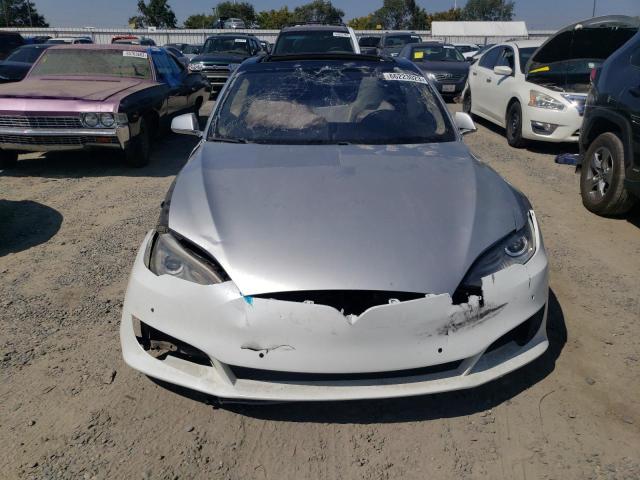 5YJSA1H18EFP56516 - 2014 TESLA MODEL S Արծաթագույն լուսանկար 5