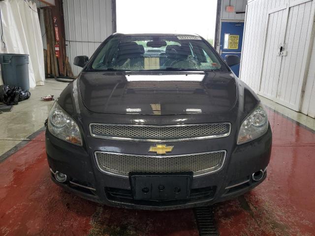 1G1ZE5E14BF208740 - 2011 CHEVROLET MALIBU LTZ ნაცრისფერი ფოტო 5
