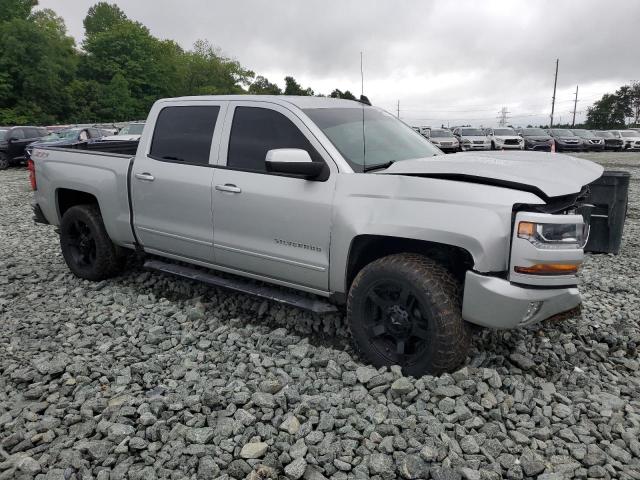 3GCUKREC5GG213390 - 2016 CHEVROLET SILVERADO K1500 LT SILVER photo 4