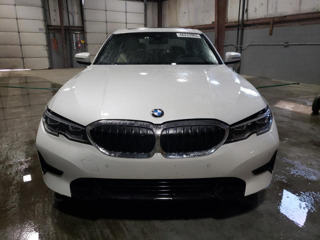 3MW5R7J0XN8C71418 - 2022 BMW 330XI WHITE photo 5