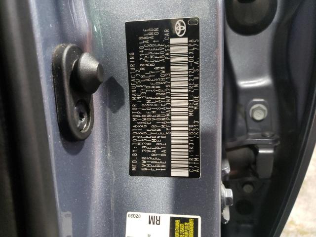 5YFEPMAE3NP329713 - 2022 TOYOTA COROLLA LE Blau Foto 12