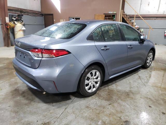 5YFEPMAE3NP329713 - 2022 TOYOTA COROLLA LE Blau Foto 3