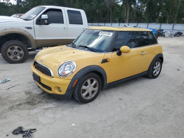 2009 MINI COOPER, 
