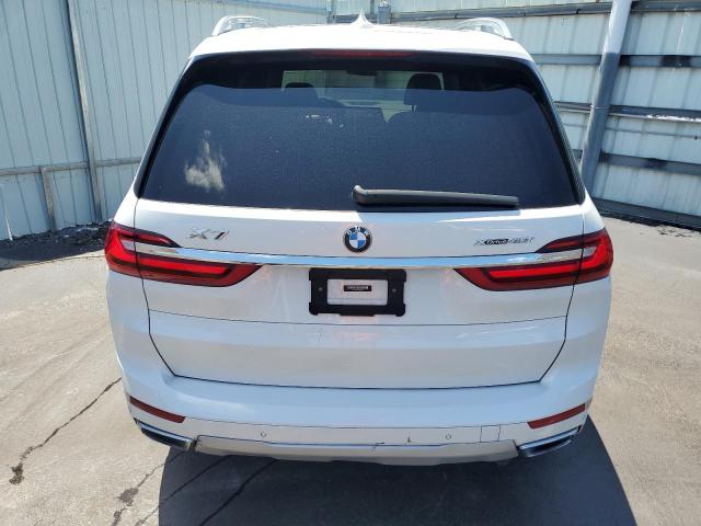 5UXCW2C01M9G74714 - 2021 BMW X7 XDRIVE40I WHITE photo 6