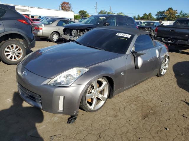 JN1BZ36A07M651067 - 2007 NISSAN 350Z ROADSTER GRAY photo 1