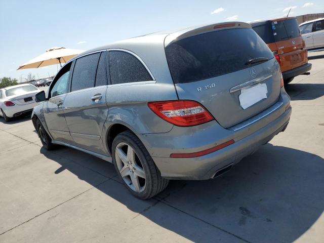 4JGCB6FE6BA129723 - 2011 MERCEDES-BENZ R 350 4MATIC GRAY photo 2