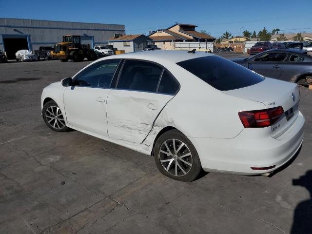 3VWDB7AJ1JM261497 - 2018 VOLKSWAGEN JETTA SE WHITE photo 2