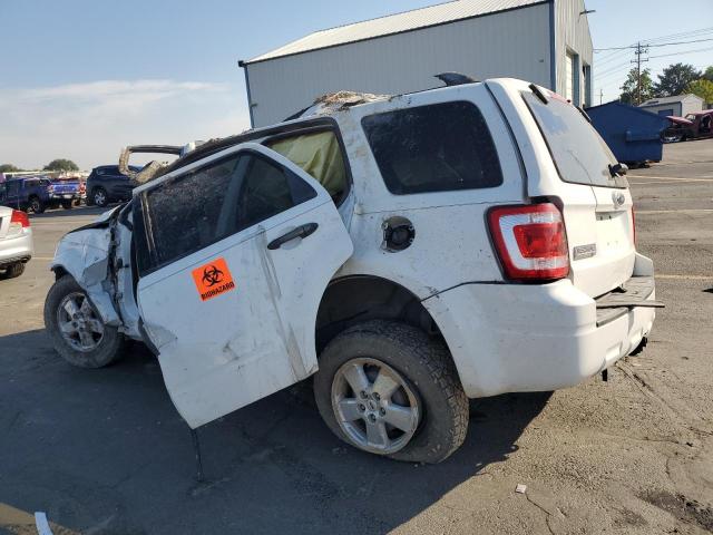 1FMCU03138KA71615 - 2008 FORD ESCAPE XLT WHITE photo 2