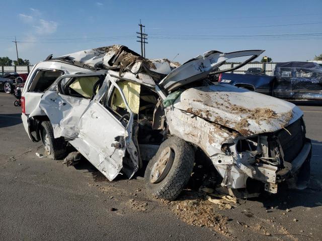 1FMCU03138KA71615 - 2008 FORD ESCAPE XLT WHITE photo 4