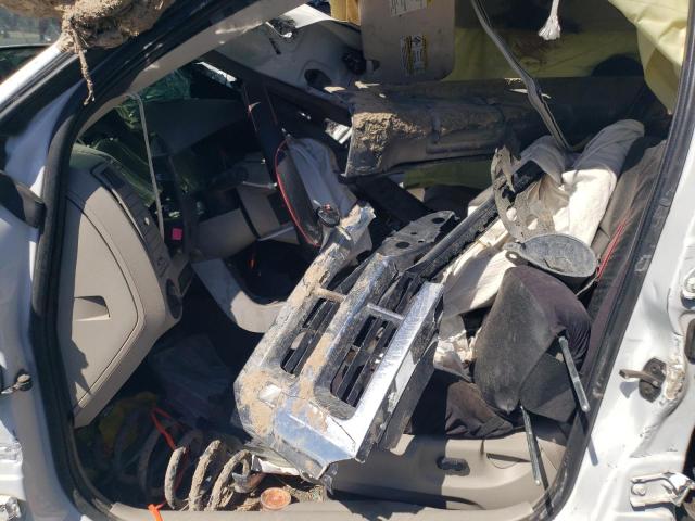 1FMCU03138KA71615 - 2008 FORD ESCAPE XLT WHITE photo 7