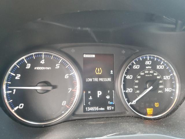 JA4AZ3A30JZ038498 - 2018 MITSUBISHI OUTLANDER SE ვერცხლისფერი ფოტო 9