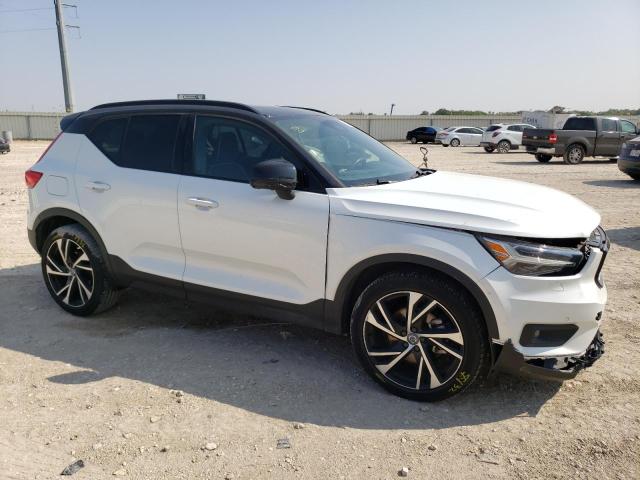 YV4162UM5L2250206 - 2020 VOLVO XC40 T5 R-DESIGN WHITE photo 4