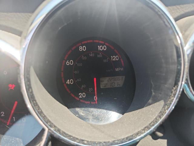 2T1KR32EX4C245098 - 2004 TOYOTA COROLLA MA XR BLUE photo 9