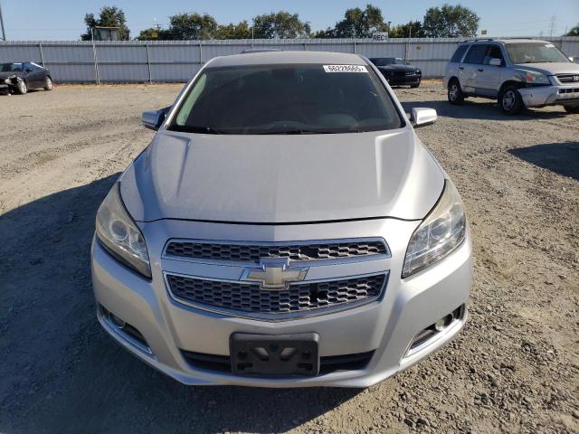 1G11H5SA4DF273566 - 2013 CHEVROLET MALIBU LTZ ვერცხლისფერი ფოტო 5