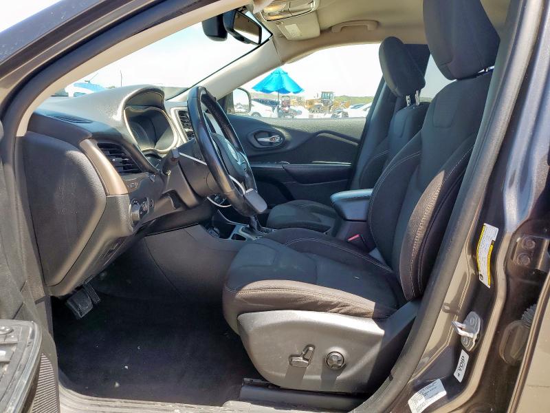 1C4PJLCB2GW290887 - 2016 JEEP CHEROKEE LATITUDE GRAY photo 7