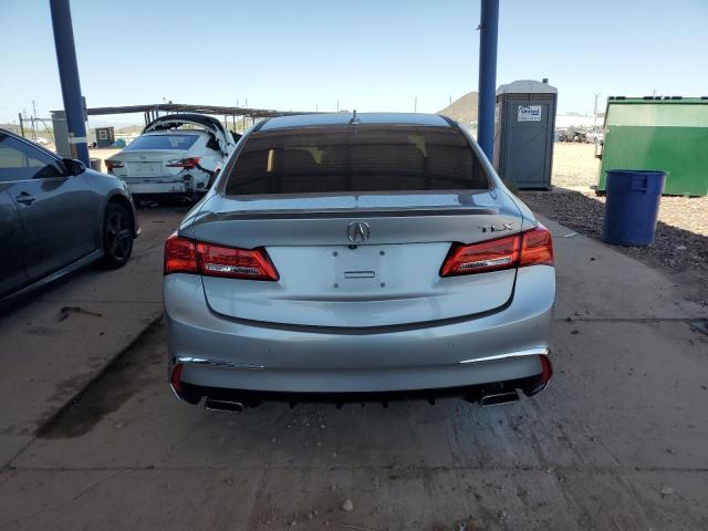 19UUB2F76JA008404 - 2018 ACURA TLX ADVANCE SILVER photo 6