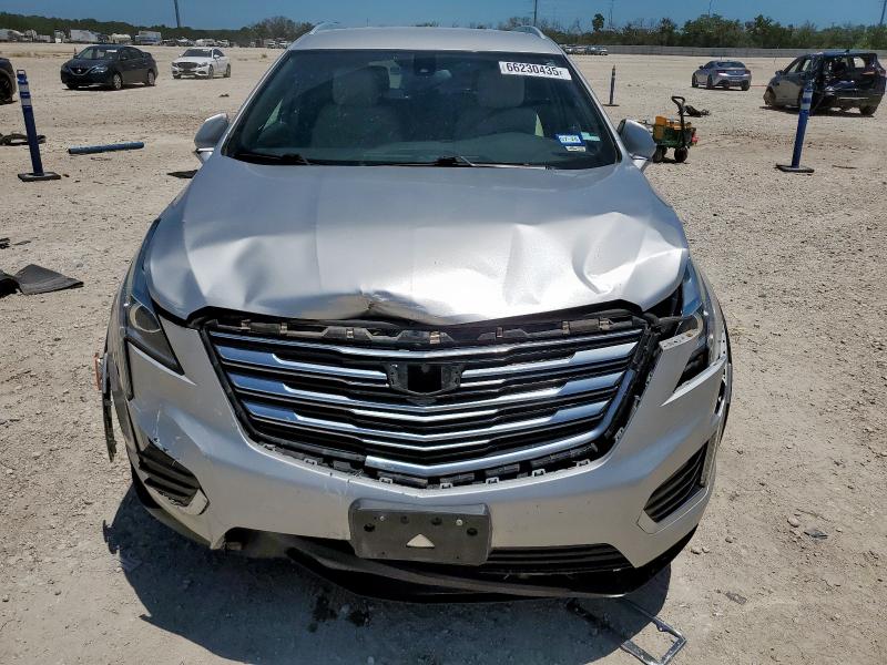 1GYKNARS3HZ295066 - 2017 CADILLAC XT5 SILVER photo 5