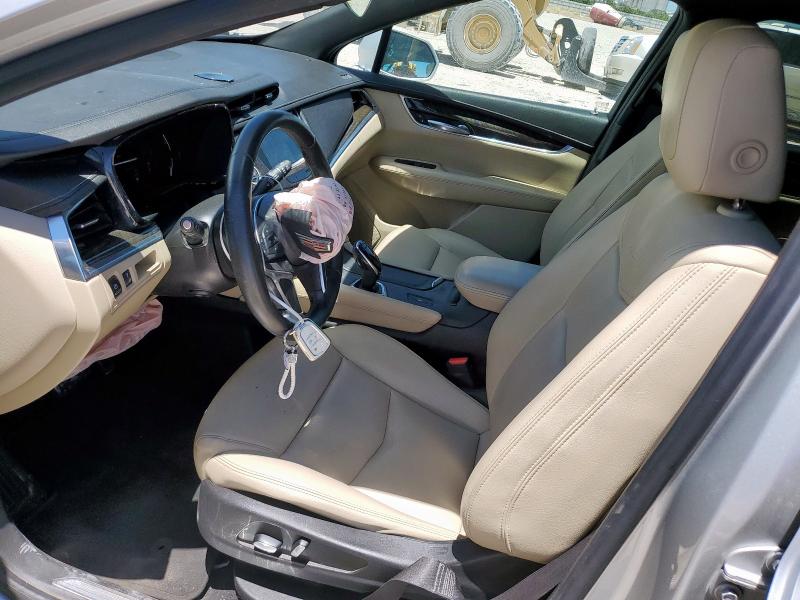 1GYKNARS3HZ295066 - 2017 CADILLAC XT5 SILVER photo 7