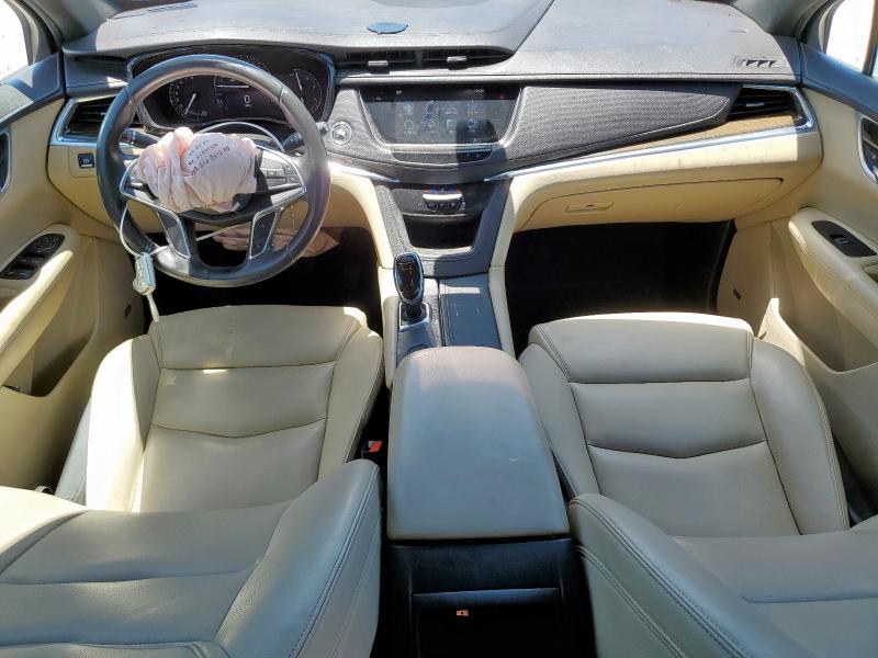 1GYKNARS3HZ295066 - 2017 CADILLAC XT5 SILVER photo 8