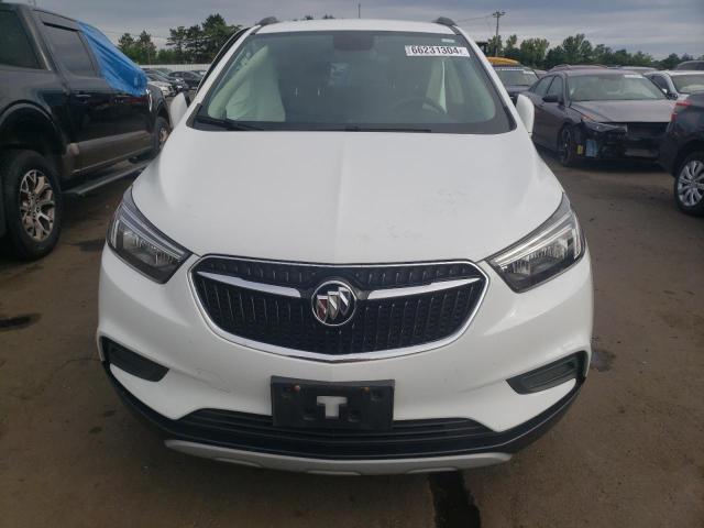 KL4CJESB7JB521321 - 2018 BUICK ENCORE PREFERRED WHITE photo 5