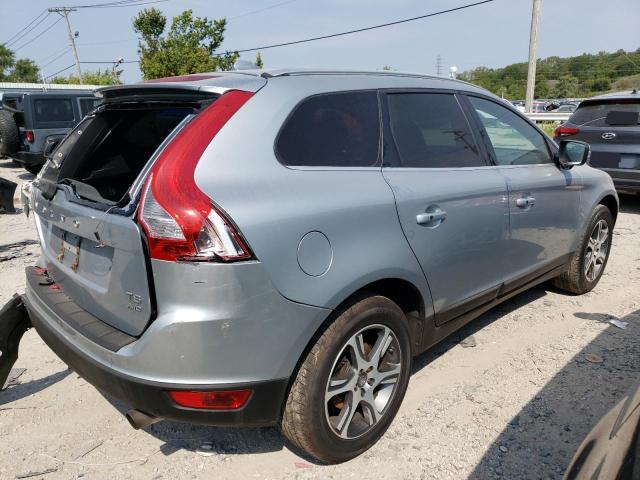 YV4902DZ5B2154039 - 2011 VOLVO XC60 T6 SILVER photo 3