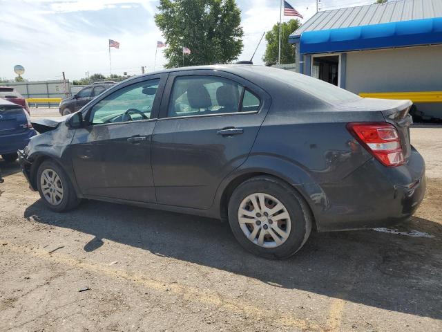 1G1JB5SH9H4107821 - 2017 CHEVROLET SONIC LS 灰色 照片 2