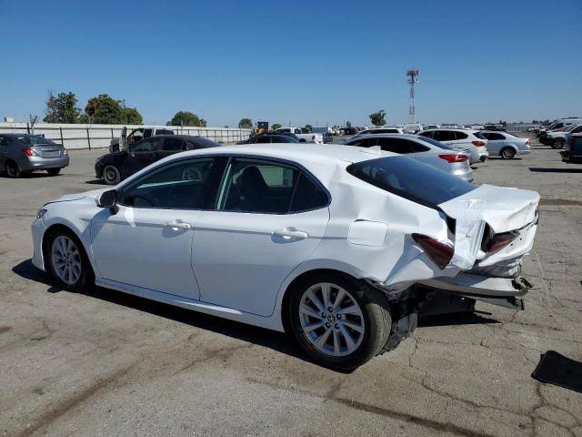 4T1C11AK0NU675066 - 2022 TOYOTA CAMRY LE 白色 照片 2
