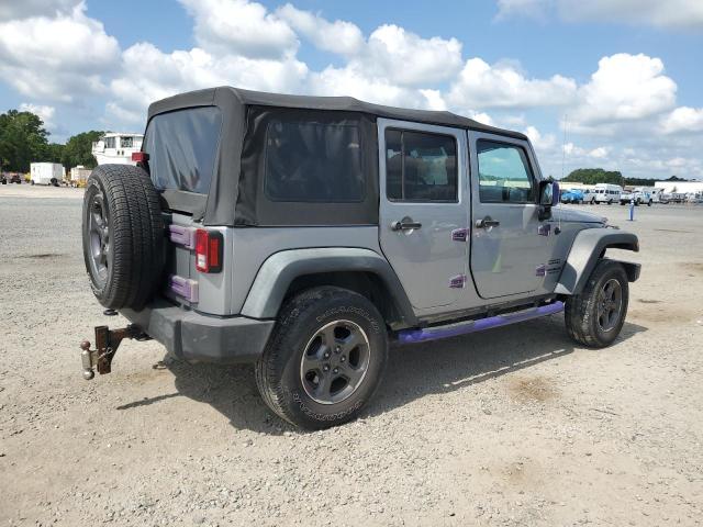 1C4BJWDGXFL519869 - 2015 JEEP WRANGLER U SPORT GRAY photo 3