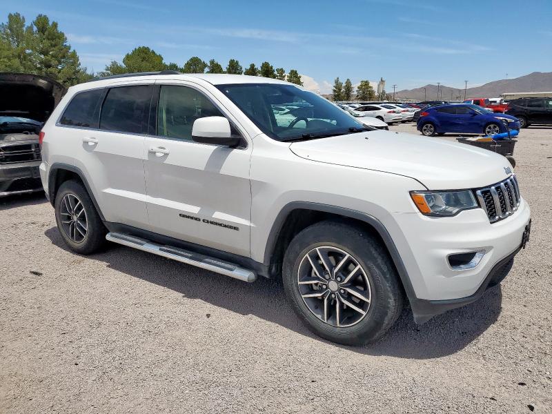1C4RJEAG2JC444266 - 2018 JEEP GRAND CHEROKEE LAREDO თეთრი ფოტო 4
