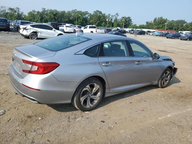 1HGCV1F46JA228063 - 2018 HONDA ACCORD EX SILVER photo 3