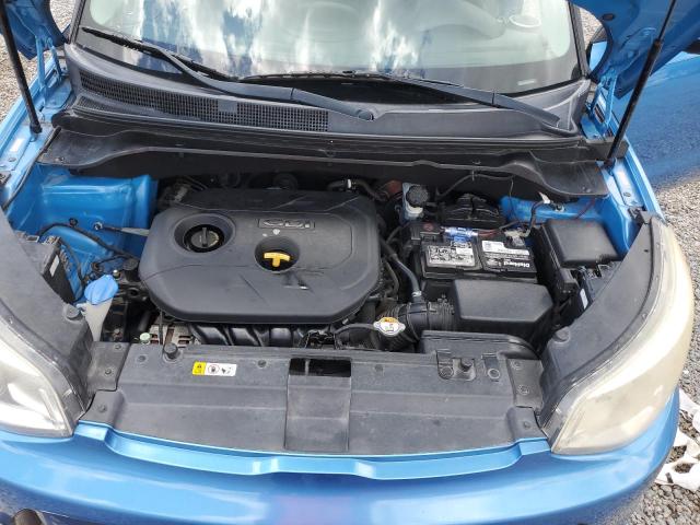 KNDJP3A52G7366538 - 2016 KIA SOUL + BLUE photo 11