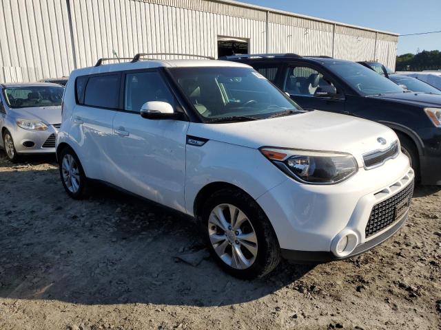 KNDJX3A5XG7832362 - 2016 KIA SOUL ! WHITE photo 4