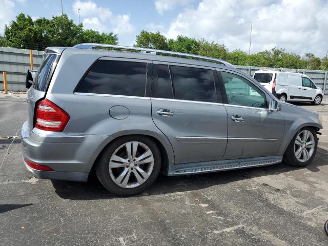 4JGBF7BE1BA661828 - 2011 MERZ GL 450 4MATIC SILVER photo 3