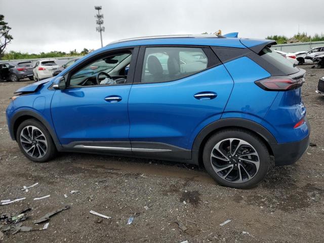 1G1FZ6S07N4134979 - 2022 CHEVROLET BOLT EUV PREMIER BLUE photo 2