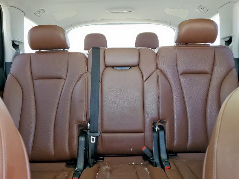 WA1LHAF71KD032588 - 2019 AUDI Q7 PREMIUM PLUS Weiß Foto 10