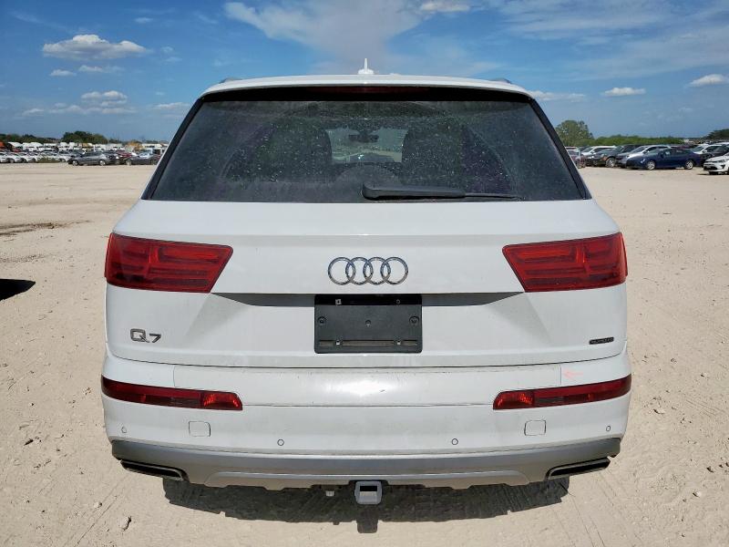 WA1LHAF71KD032588 - 2019 AUDI Q7 PREMIUM PLUS Weiß Foto 6