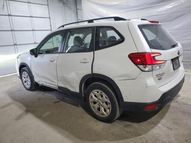 JF2SKACC1KH575423 - 2019 SUBARU FORESTER WHITE photo 2
